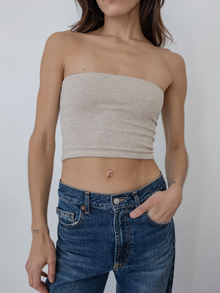 Jenna is 5'10'' (S)