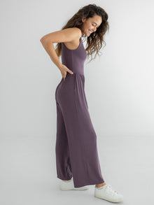 Chelsea is 5'8'' (S)