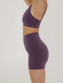 Domenique is 5'11'' (S)