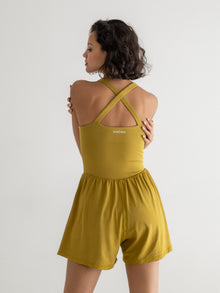 Michaela is 5'9.5'' (S)