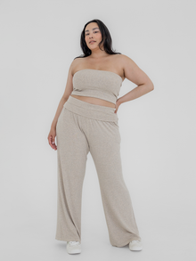 Bianca is 5'10.5'' (1X)