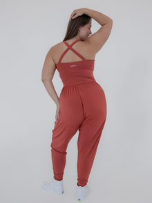 Venezia is 5'7'' (1X)