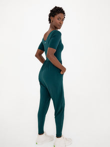 Rose is 5'9'' (S)