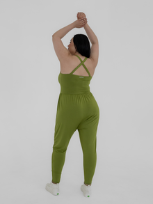 Bianca is 5'10.5'' (1X)