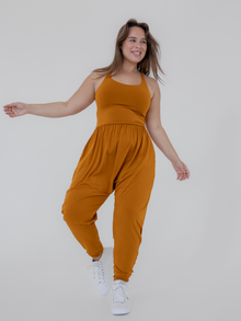 Venezia is 5'7'' (1X)