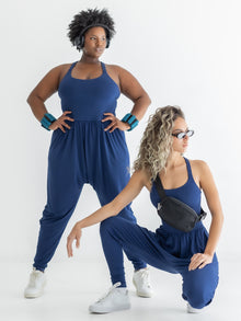 Shai (2X), Rose (XS)
