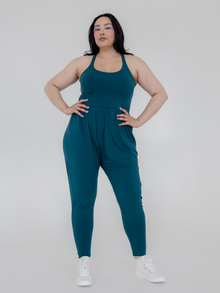 Bianca is 5'10.5'' (1X)
