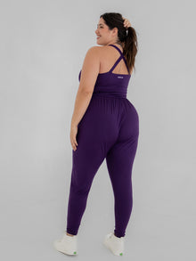 Jessica is 5'9'' (1X)