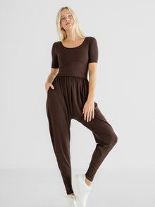 Genevive is 5'7'' (S)