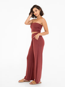 Sofia is 5'9'' (S)