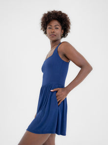 Rose is 5'9'' (S)
