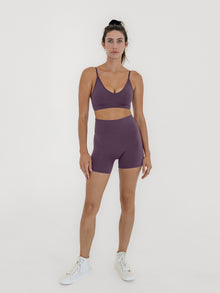 Domenique is 5'11''' (S)