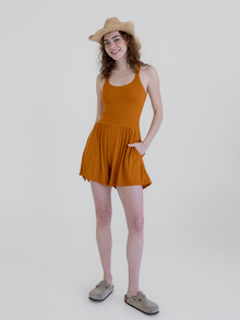 Hayley is 5'8'' (S)