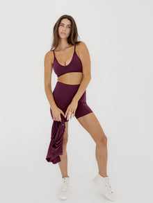 Domenique is a 34DD (S)