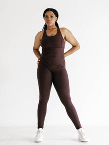 Sydney is 5'10.5'' (XL)