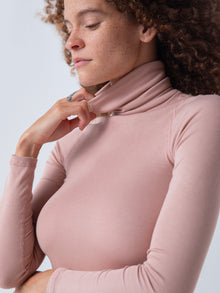 Turtleneck, Ribbed Mahogany Rose