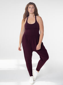 Rachel is 5'10'' (XL)